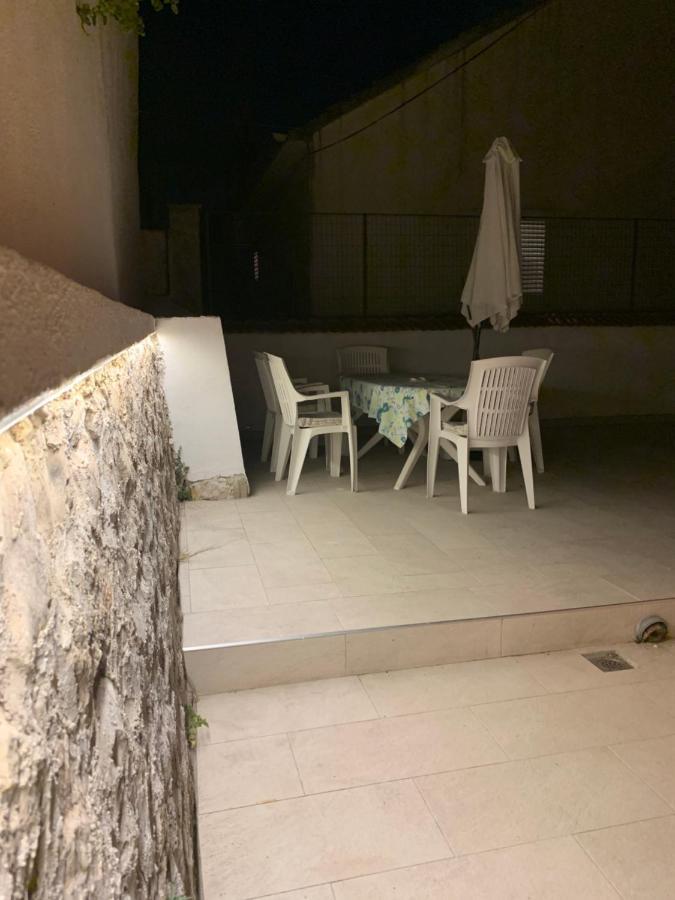Apartment Silvana II Šibenik Exterior foto