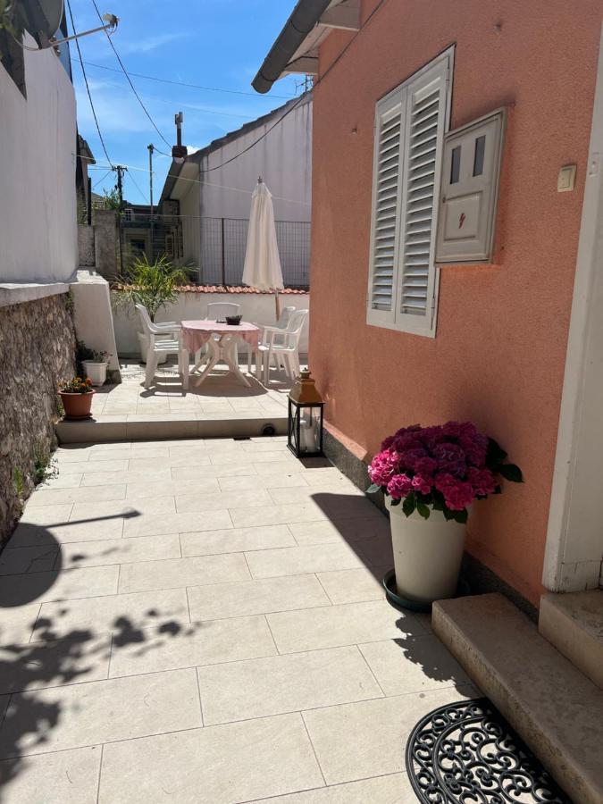Apartment Silvana II Šibenik Exterior foto